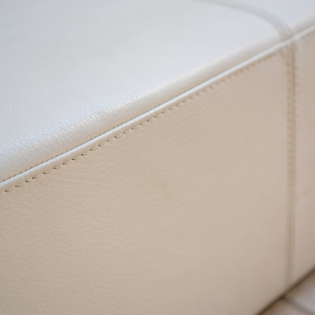 White Ottoman